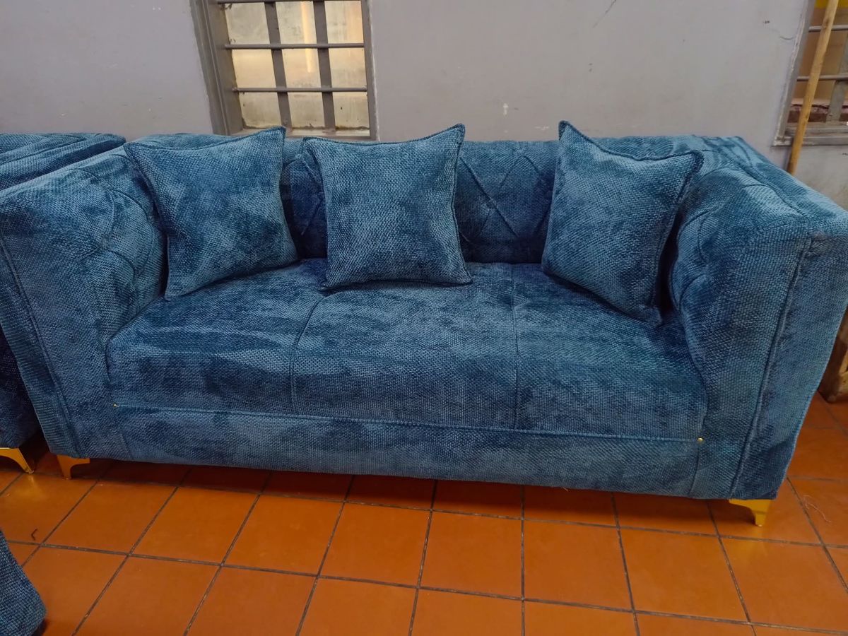Wave design curtain and sofa carpet - Image 10