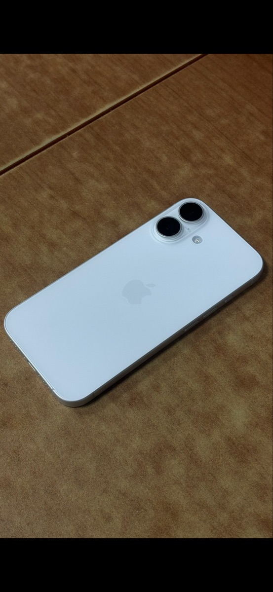 IPhone 16 256gb white - Image 1