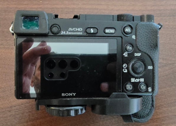 Sony A6000 mirrorless camera full of accessories - Image 2