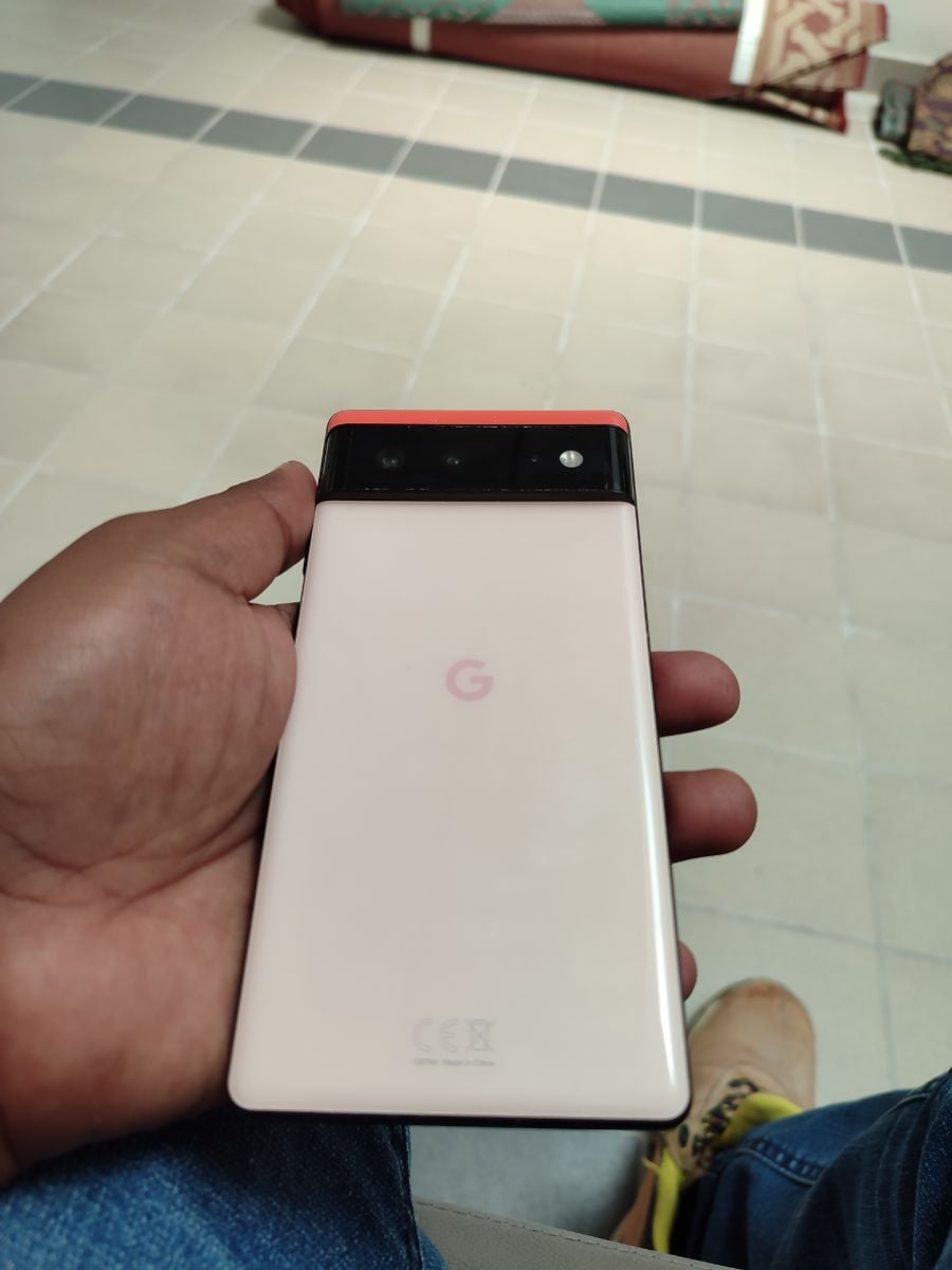 Google pixel 6 - Image 1