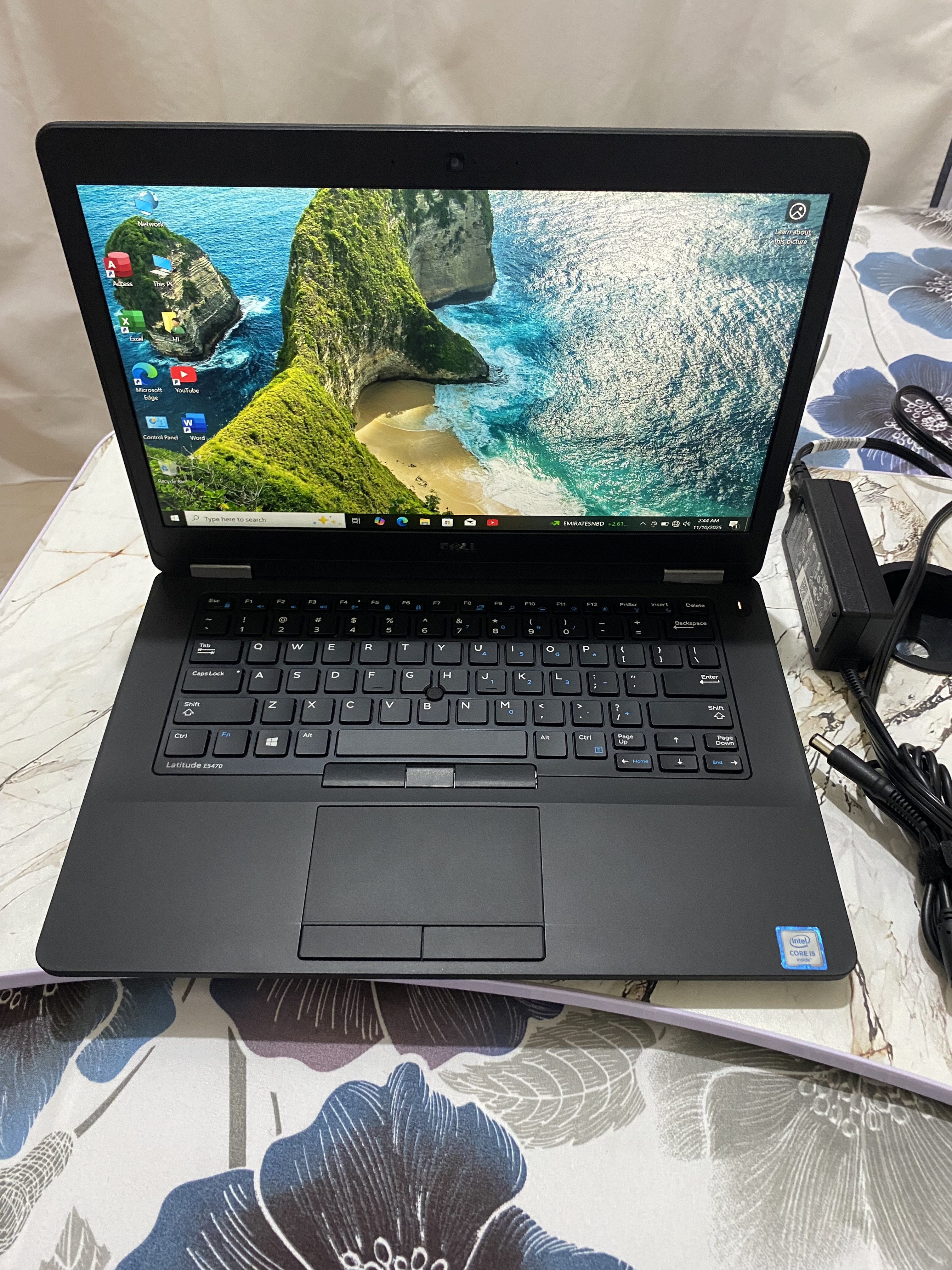 Dell laptop (Intel core i5 processor ) urged sale - Image 6