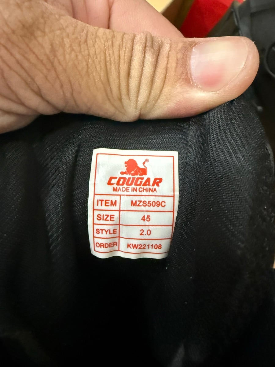 Skating Shoes Cougar Brand for Sale with Helmet and Full Accessories   - Image 5