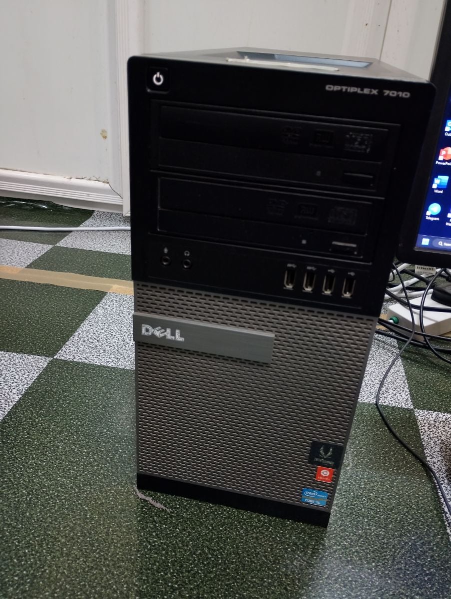 DELL OPTIPLEX 7010 - Image 3
