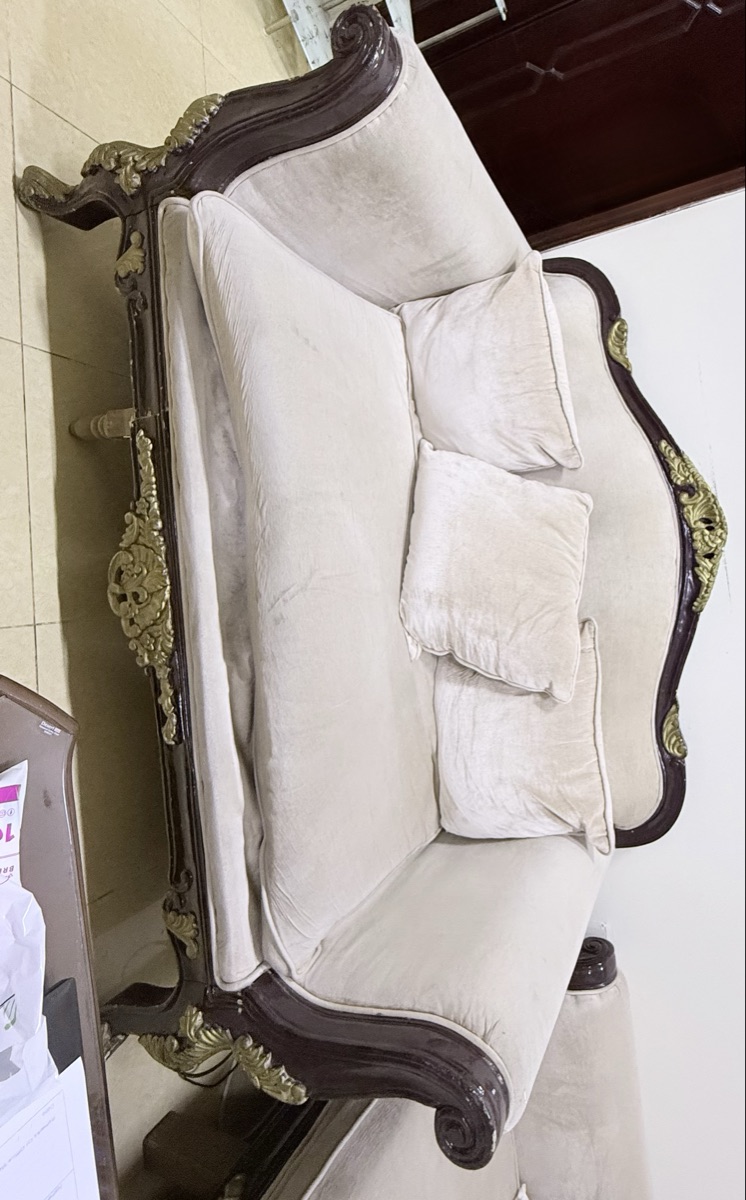 8 SEATER SOFA SET FOR SALE!! - Image 3