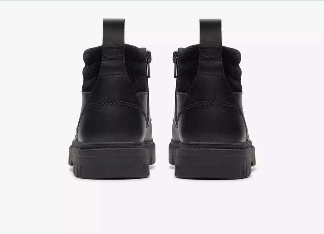 Original Clarks Ankle boot black leather - Image 2