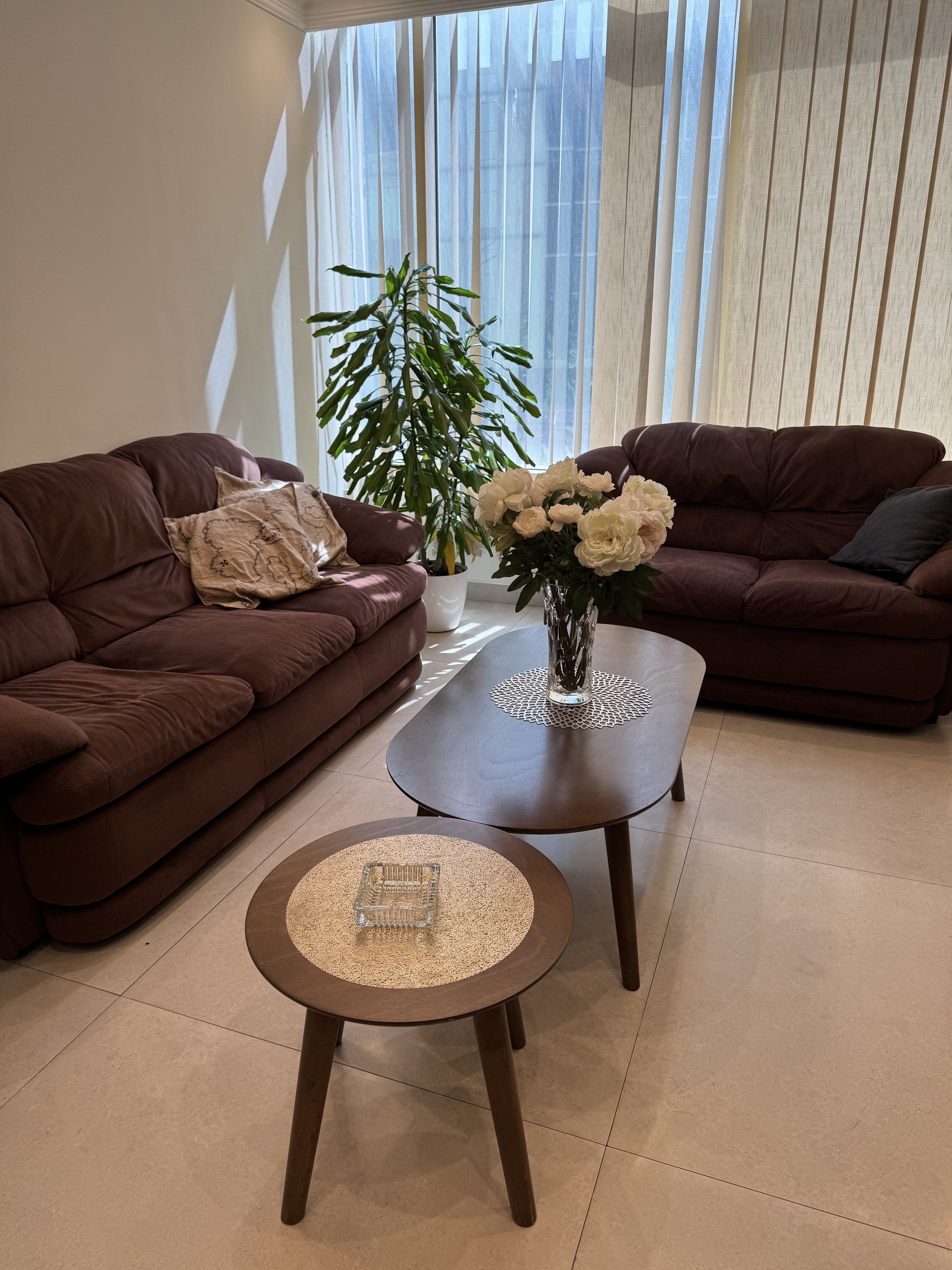 2 tables - Image 3
