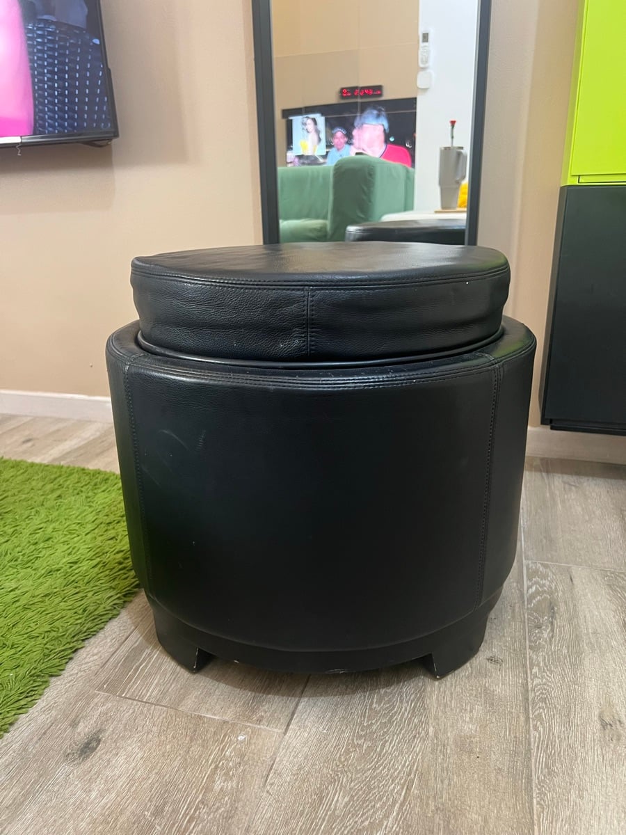 FOR SALE – Ottoman with Large Storage - Image 3