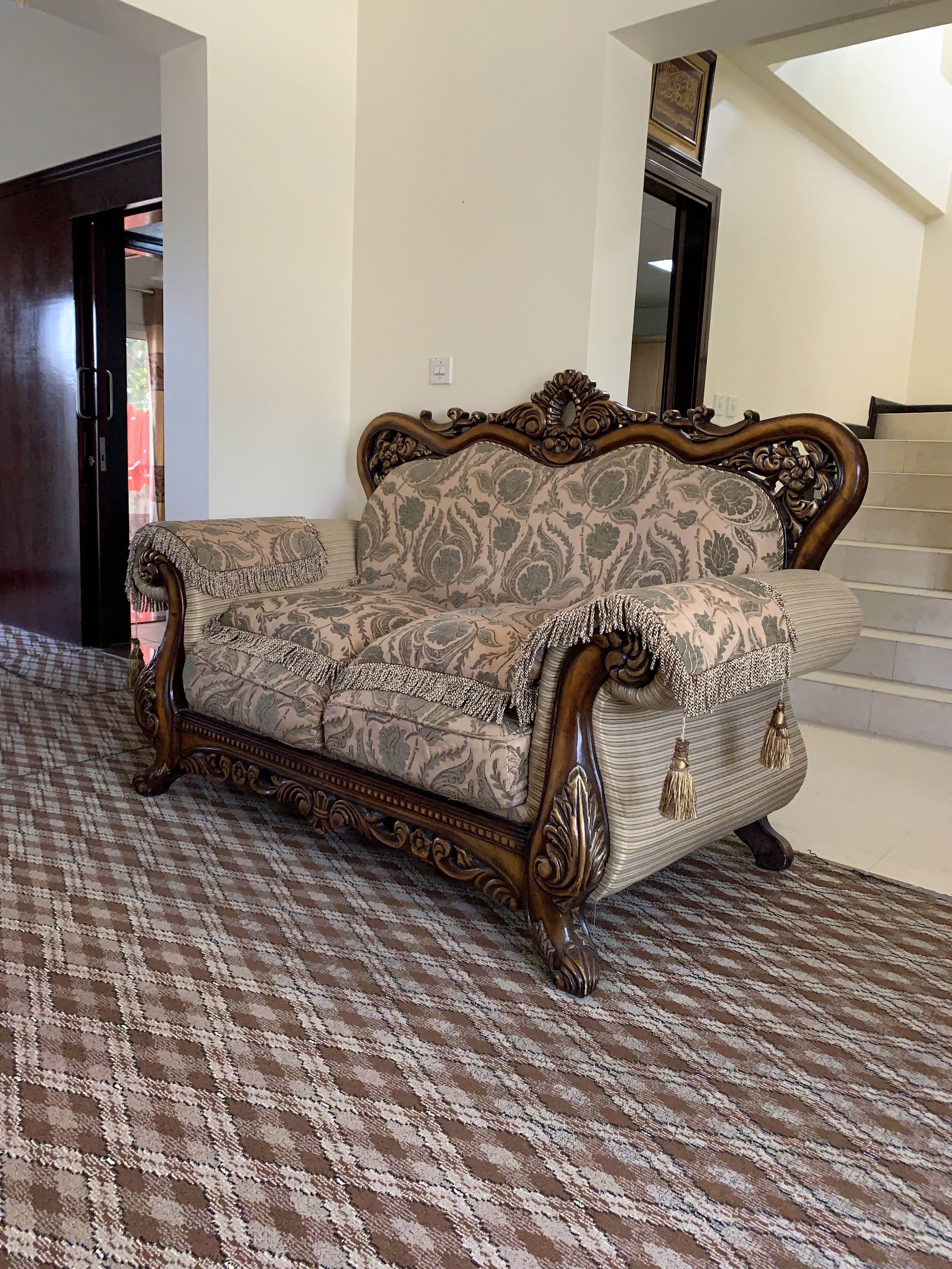 Sofa 6 seater - Image 2