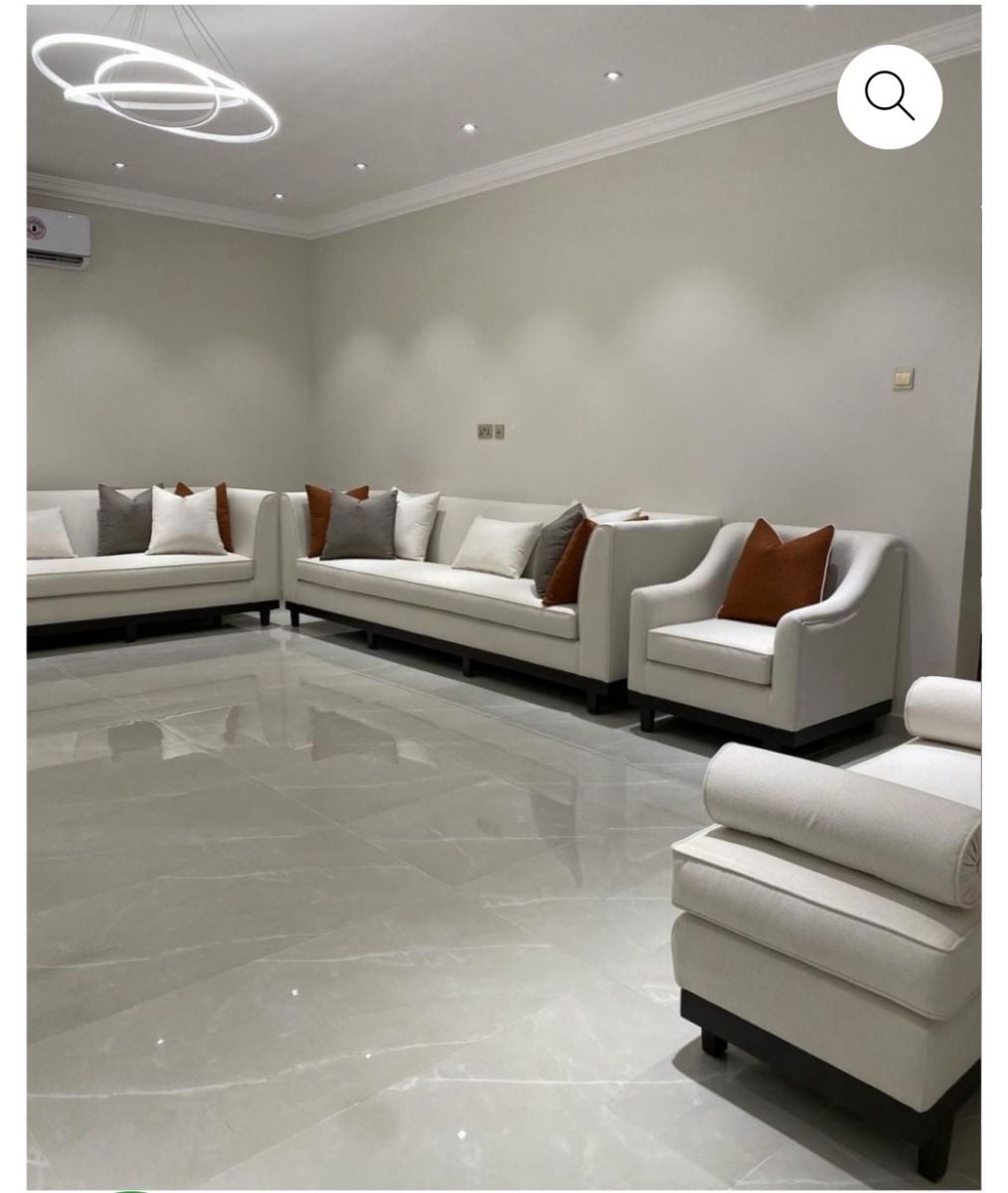 Ordered sofa - Image 3