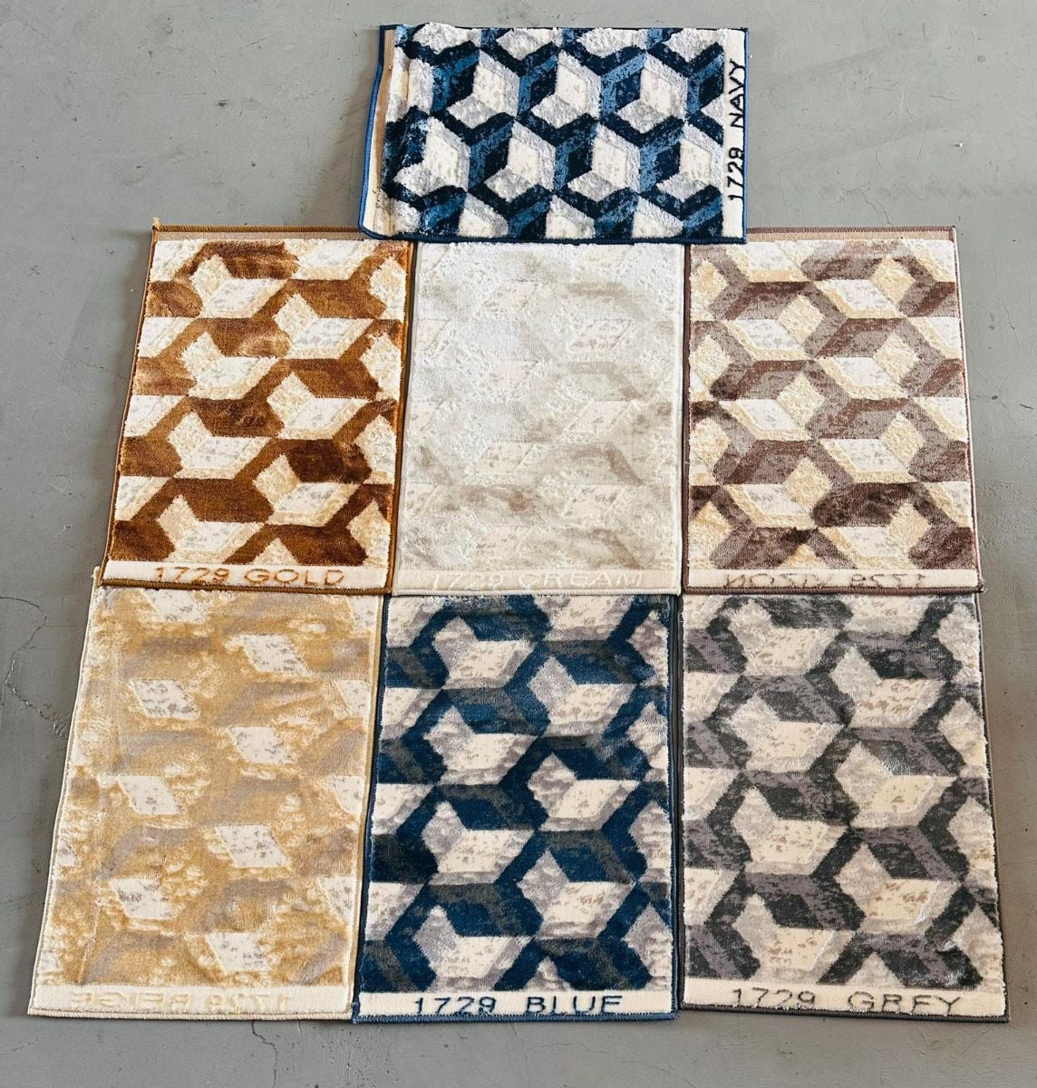 model Carpet good quality thick - Image 17