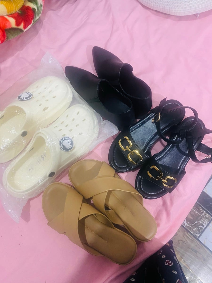 Ladies footwear - Image 2