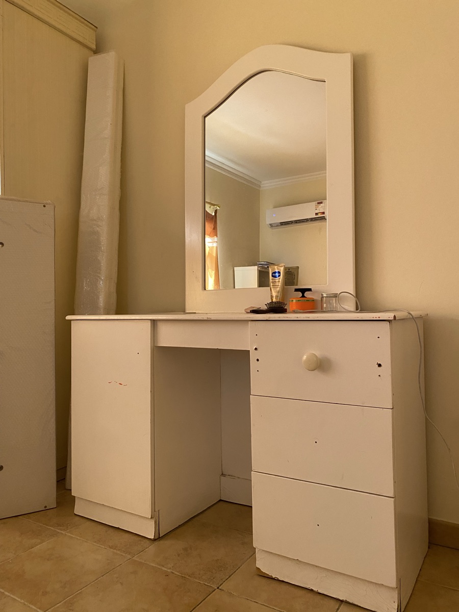 White Dressing Table - Image 3