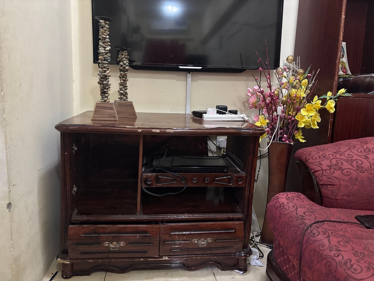 TV Stand/Table with MORE STORAGE - Image 3