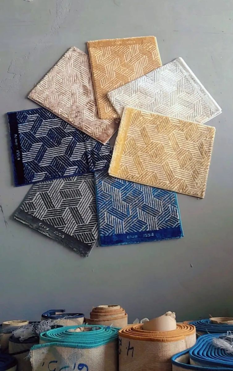 Carpet - Image 15