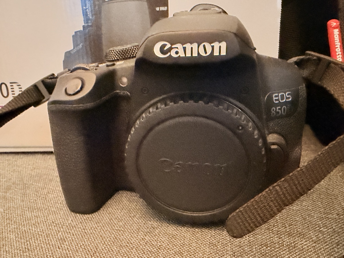 Canon EOS 850D - Image 5