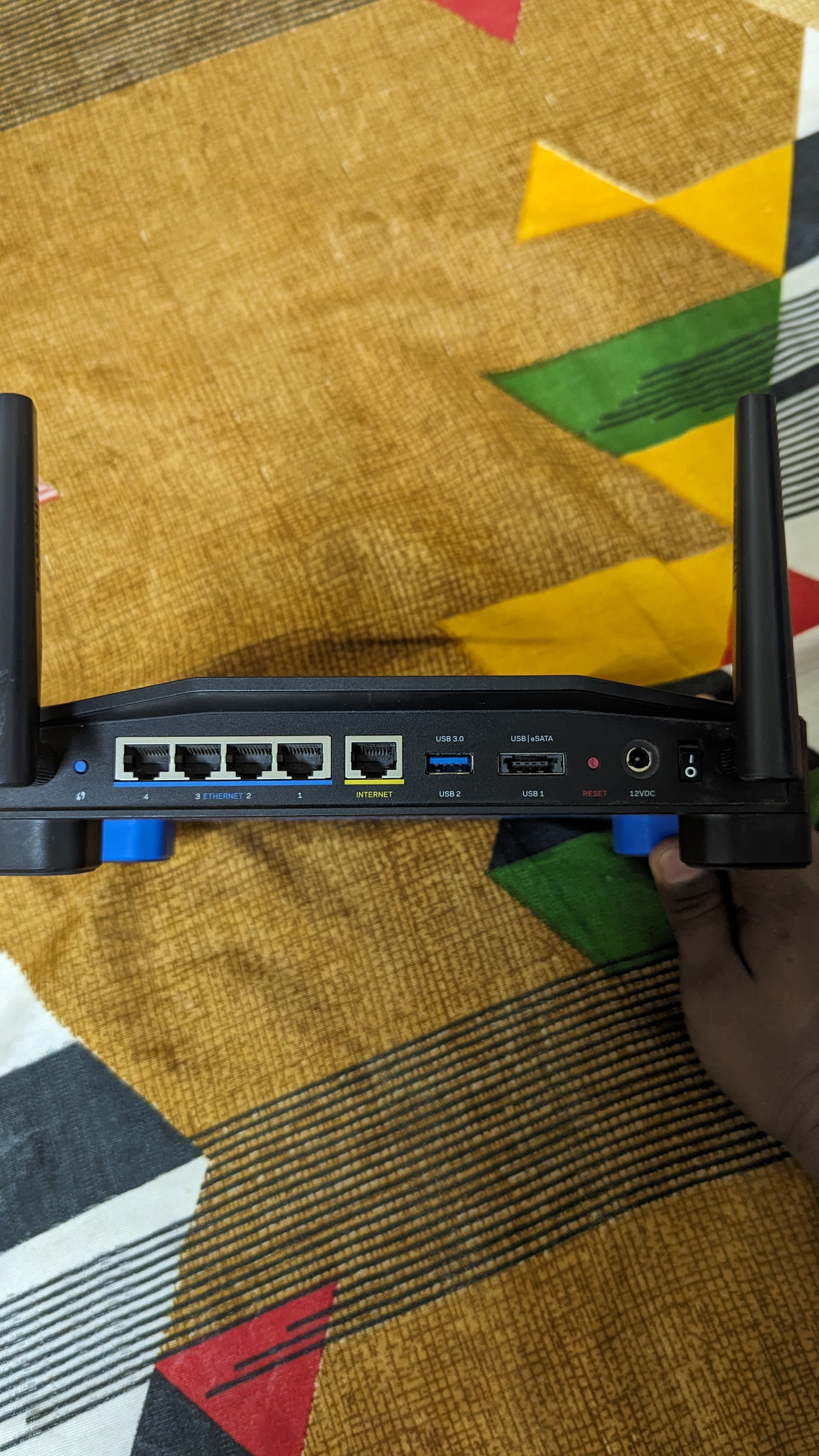 LINKSYS "WRT1200AC" Gigabit router  - Image 2