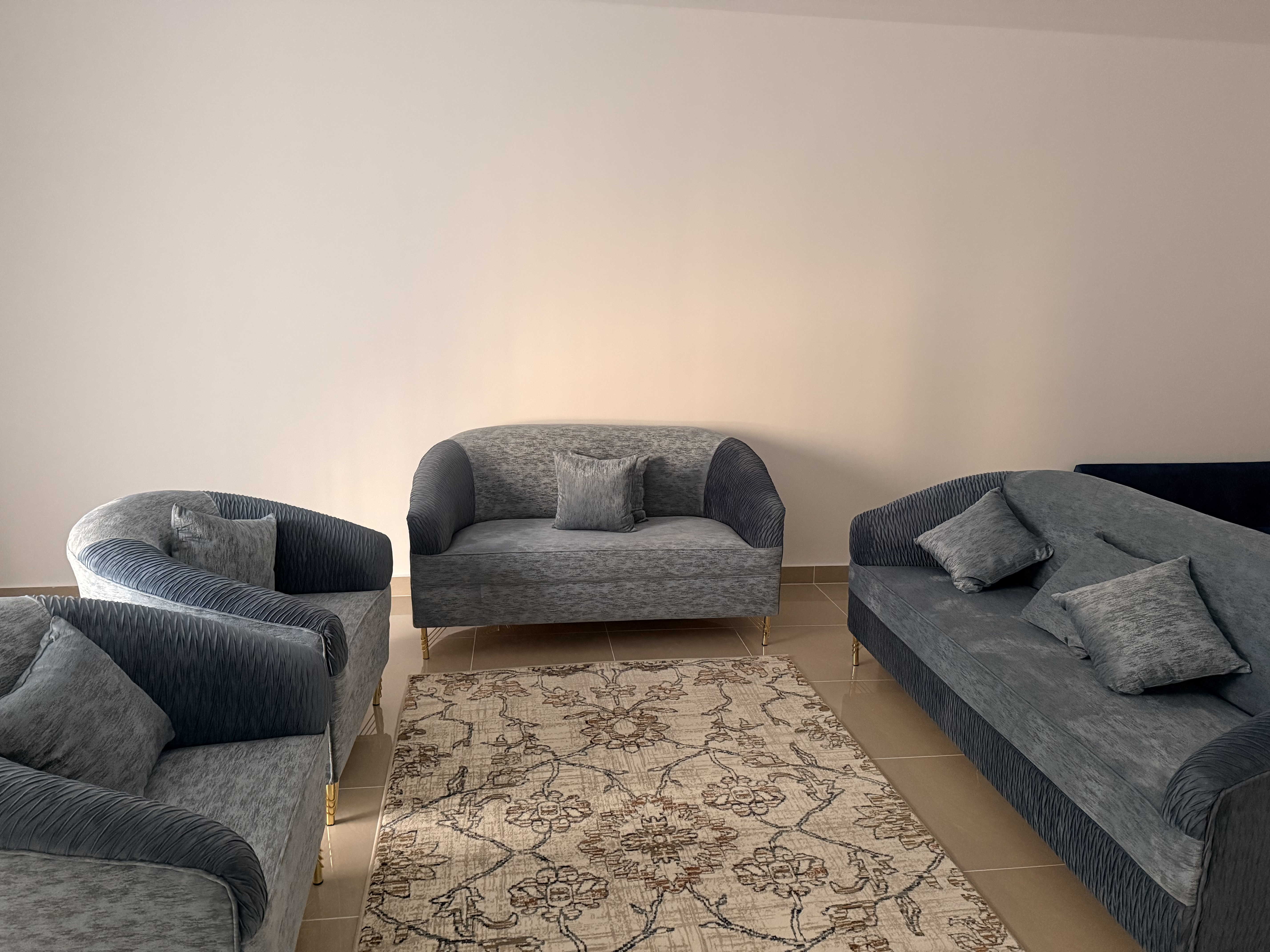 Complete set of Sofa - Image 1