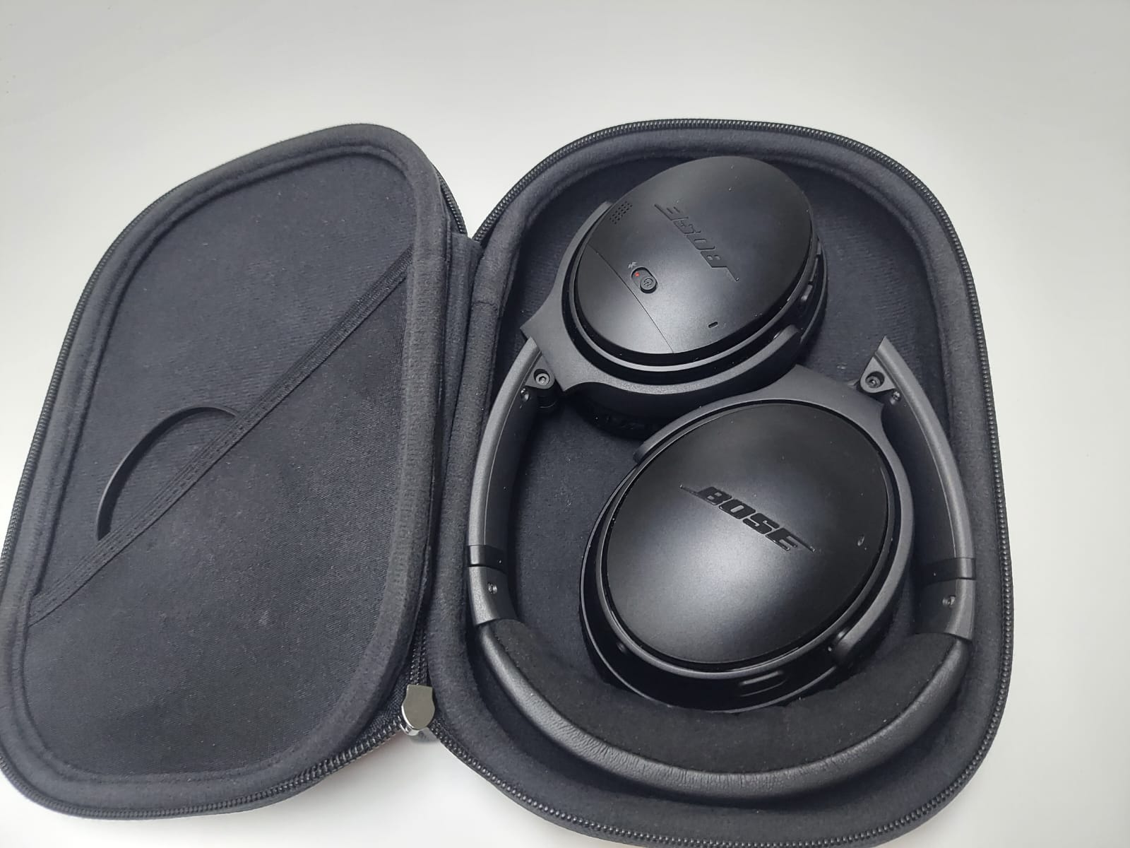 Bose QuietComfort 35 2 - Image 1