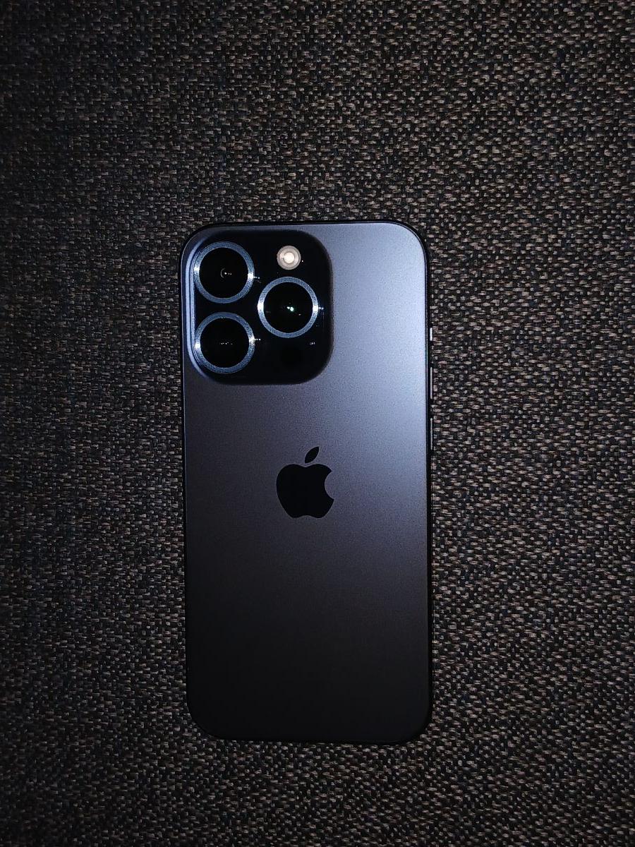 Iphone 15 pro 128/gb blue titanium - Image 12