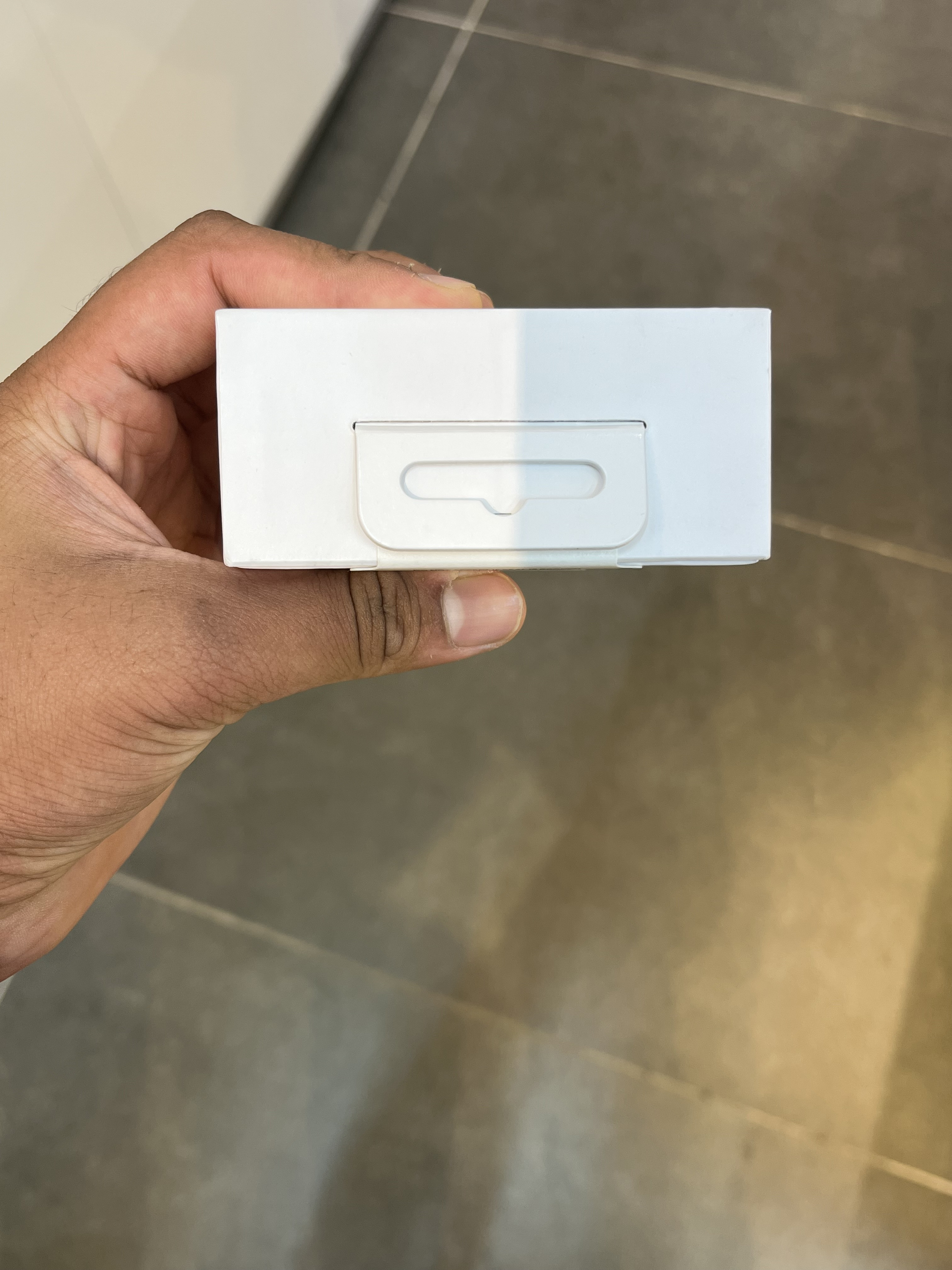 Galaxy buds 3 SEALED AND NEVER OPENED  - Image 4