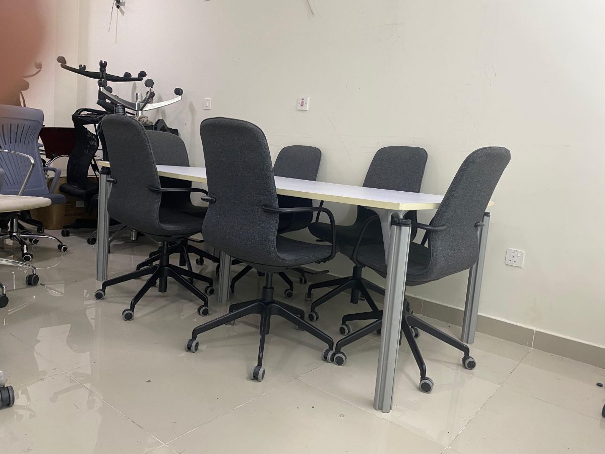 Used office desk study table sofa workaston reception metting table buy sell 33049900 - Image 19