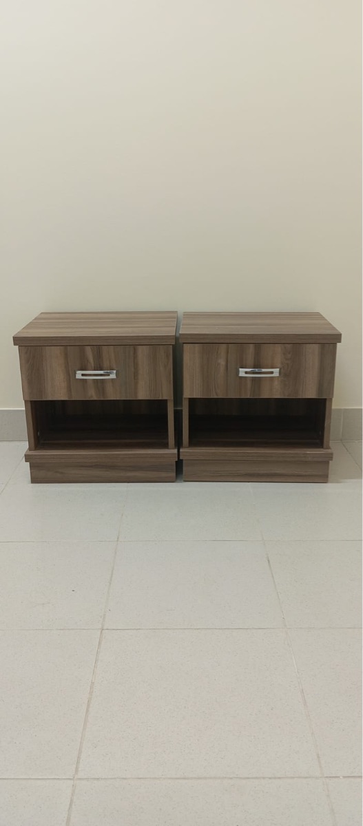 qQatar Airways furniture available - Image 8