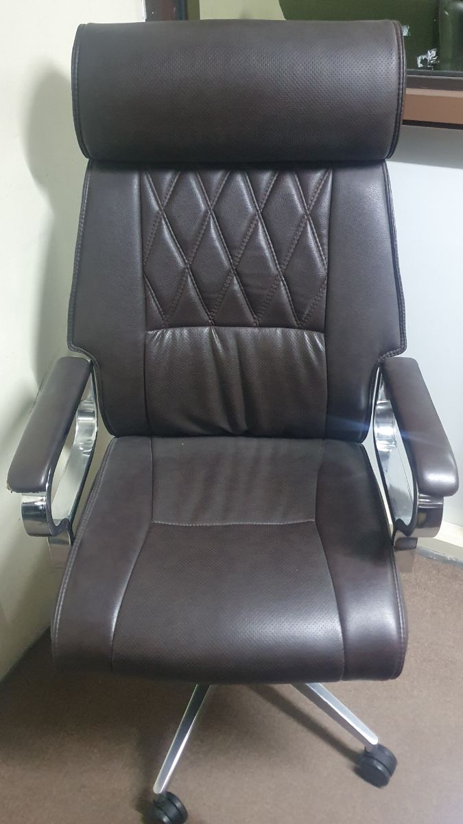Office executive chair - Image 1