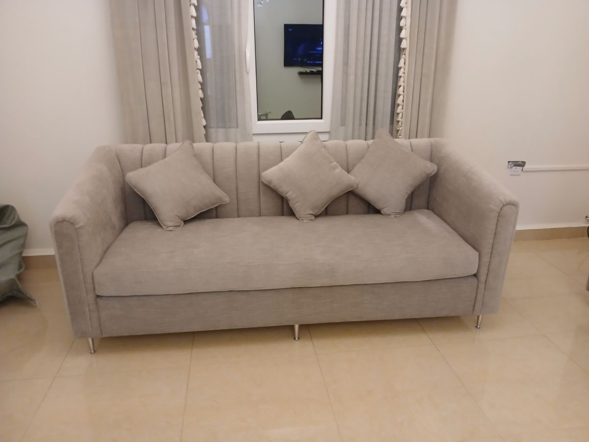 Ordered sofa - Image 2