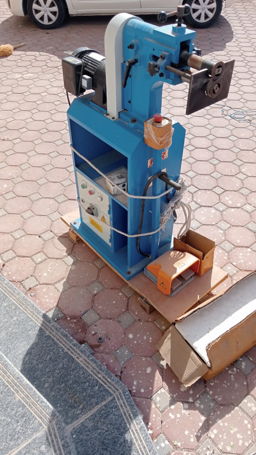 Bead Bending Machine for Sale – Excellent Condition - Image 2