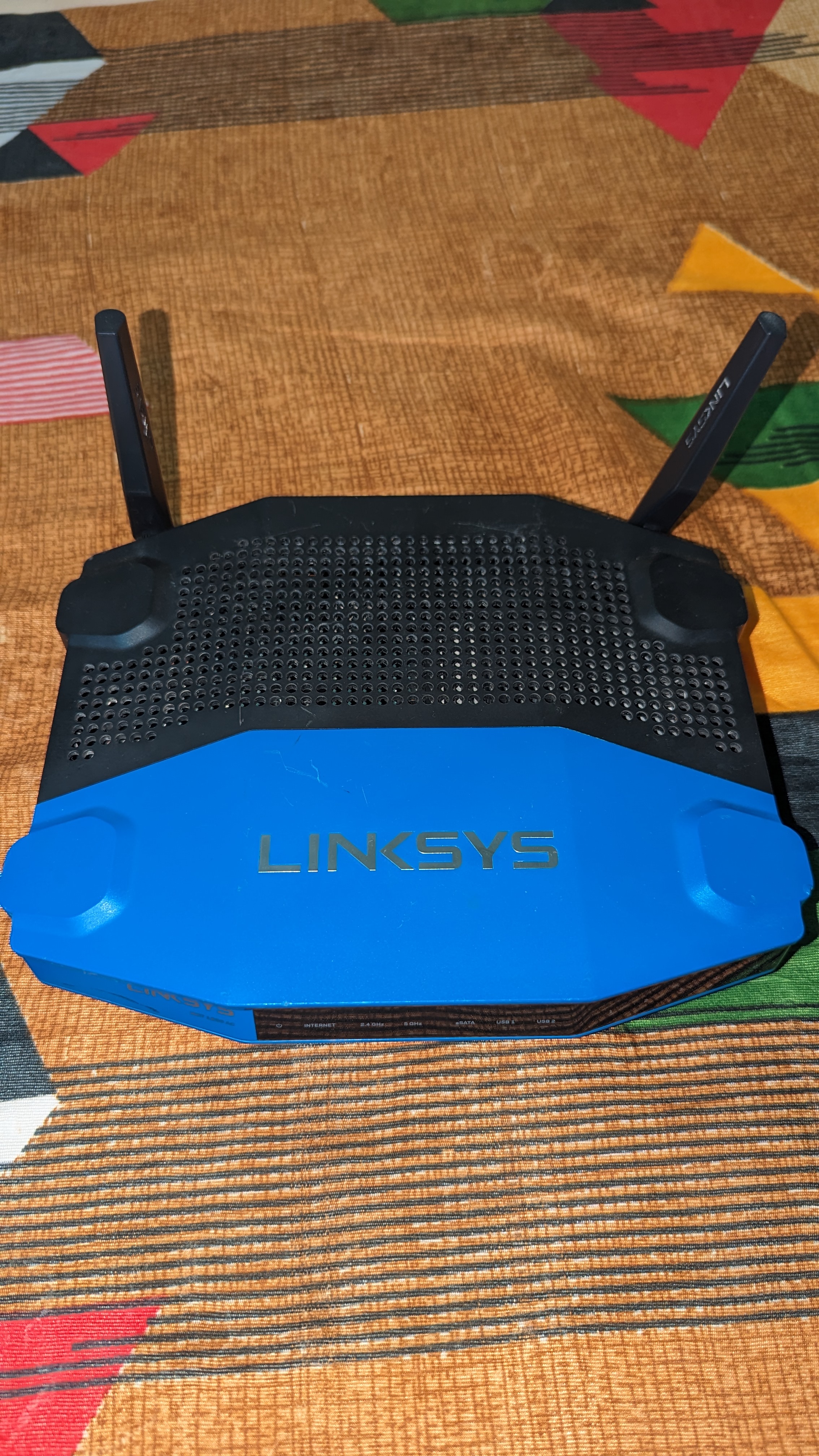 LINKSYS "WRT1200AC" Gigabit router - Image 1