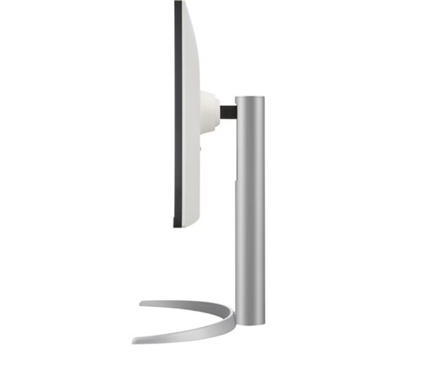 LG 32 4K UHD Monitor - Image 2