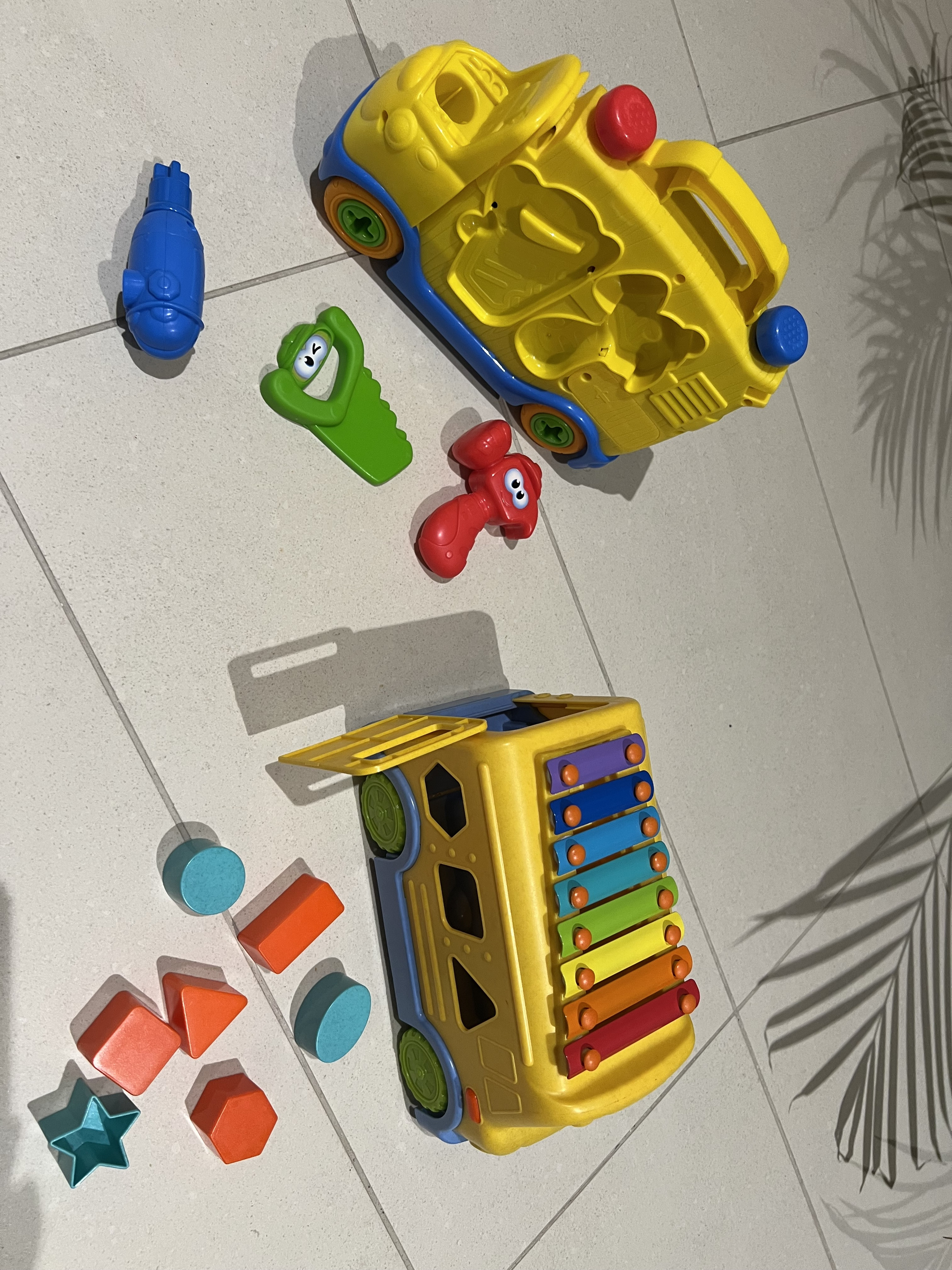 All toys for 50 ryal  - Image 5
