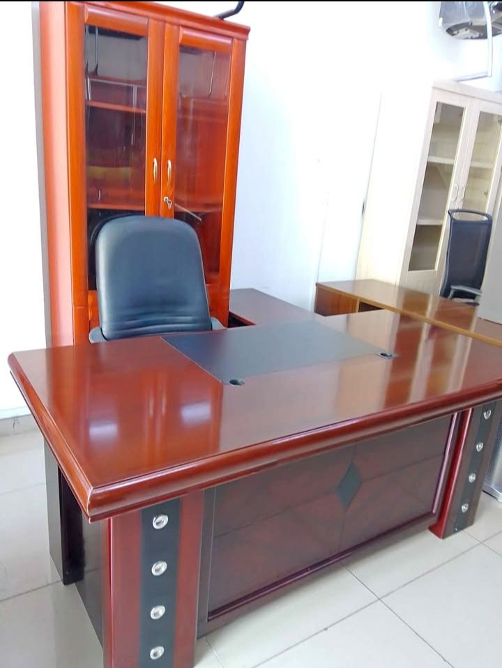 used office desk and chair buy and sell in qatar 55157083 - Image 17