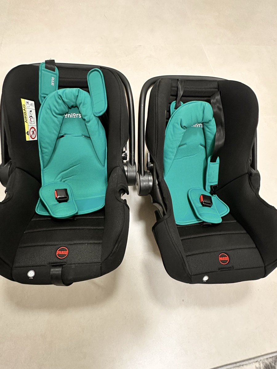 Car seats - Image 2