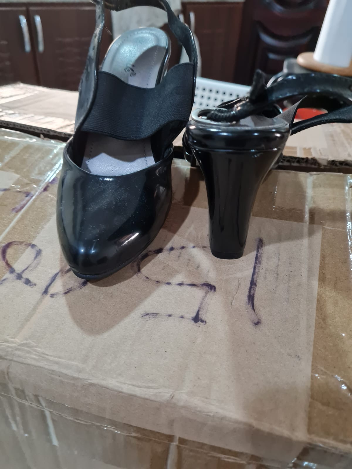 Ladies footwear - Image 4