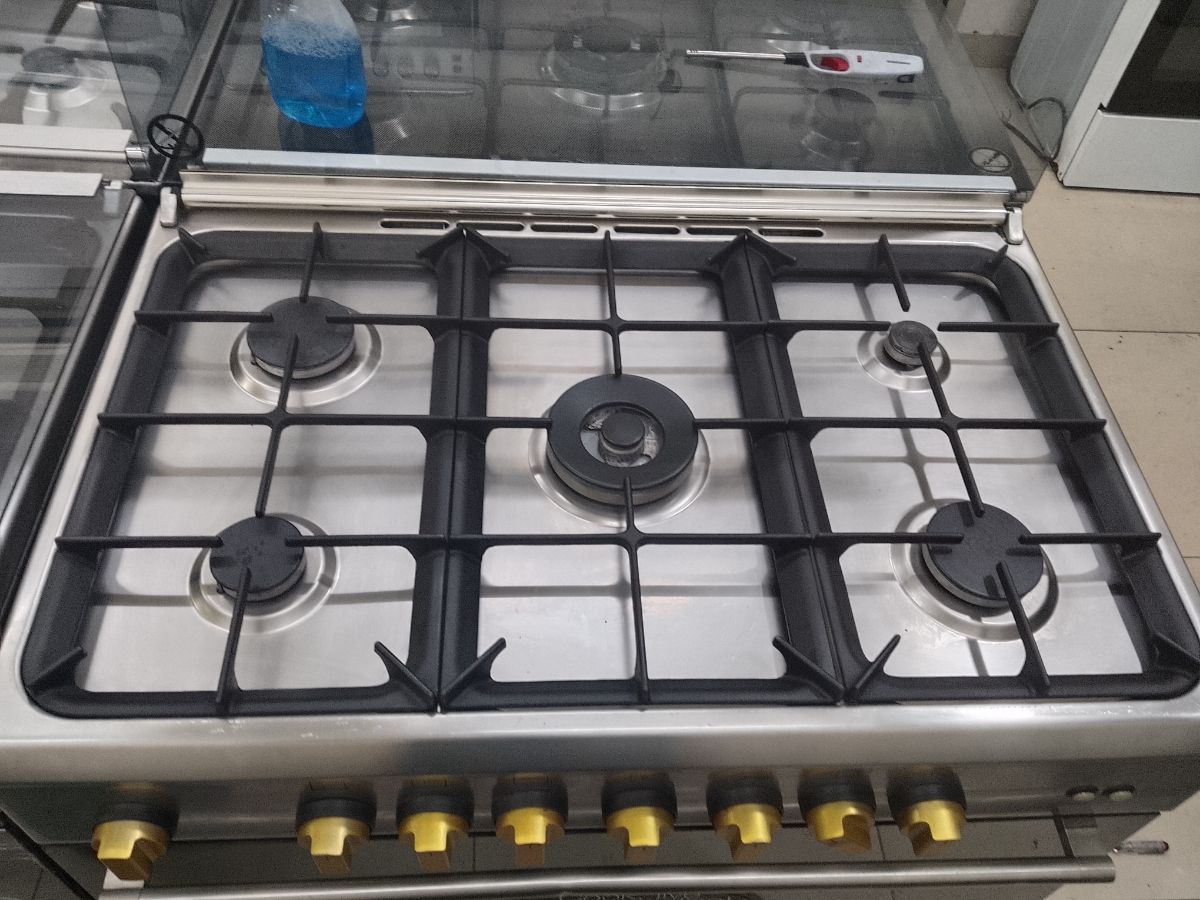 Bompani gas stove for sale 90*60 - Image 2
