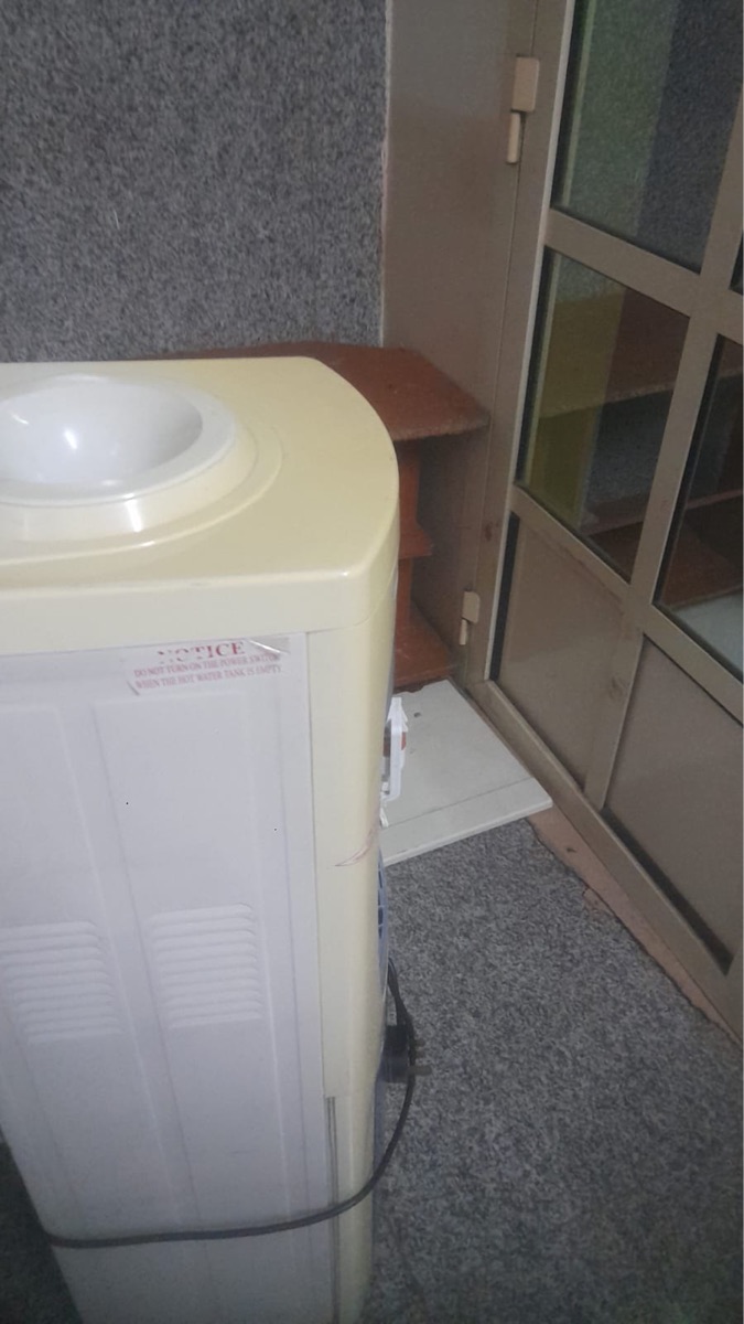 Nippon water dispenser - Image 1