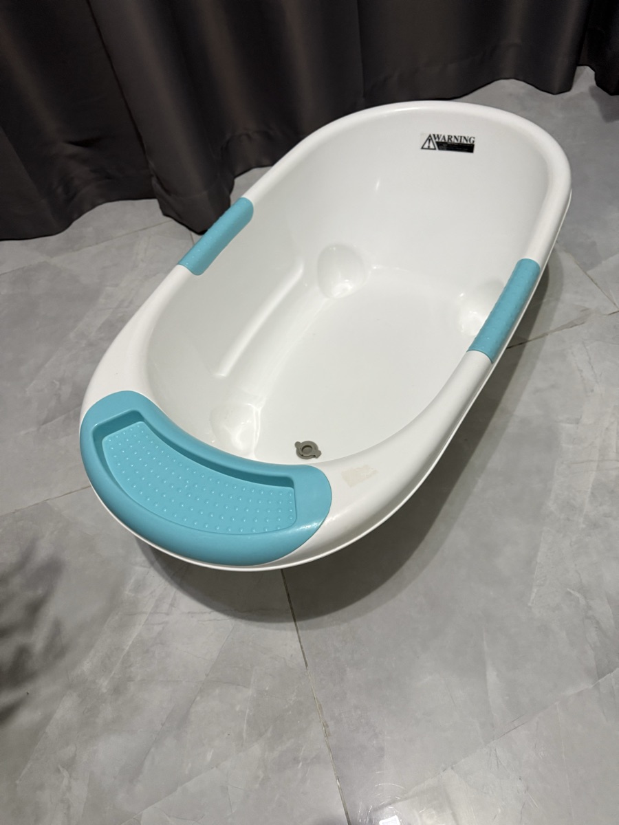 Q Best Balane Bike, Peddal Bin & Baby Wash Basin - Image 3