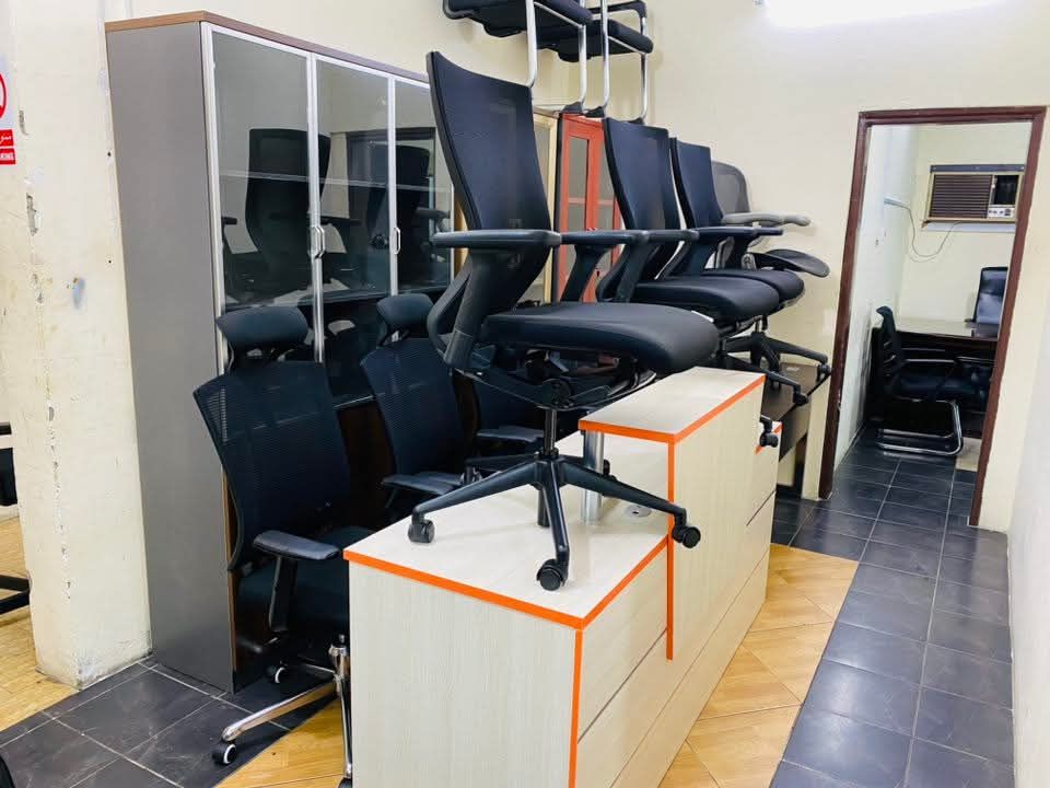 Used office furniture buy sell in qatar - Image 19