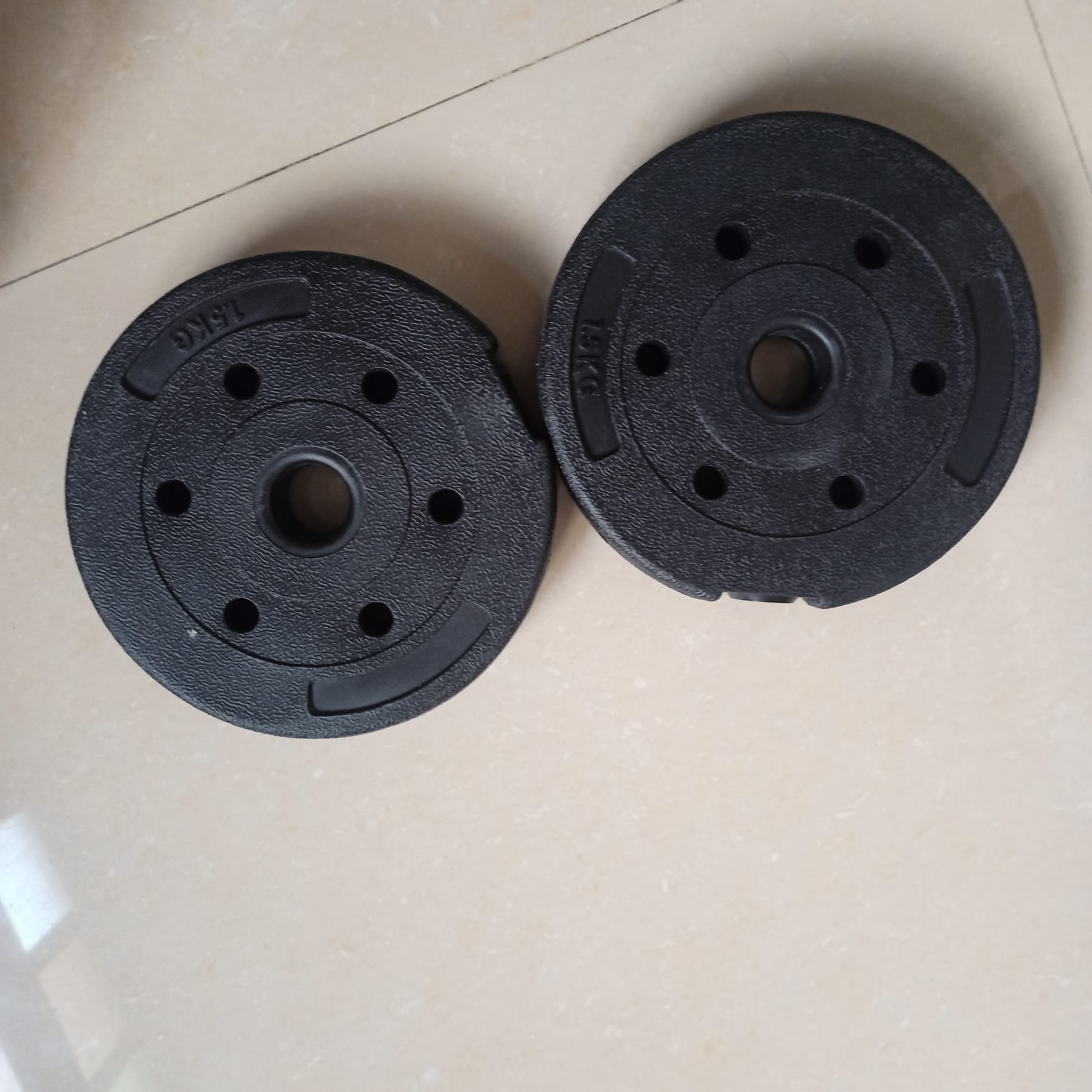 Long Bar with 2 Plates 7.5Kg + 7.5Kg +1.5Kg +1.5Kg =18Kg - Image 4