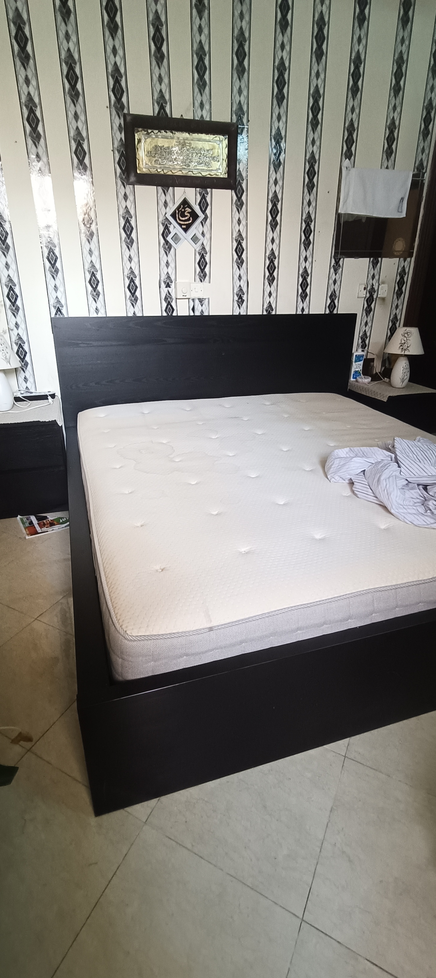 IKEA bed180*200 with mattress and side table  - Image 7