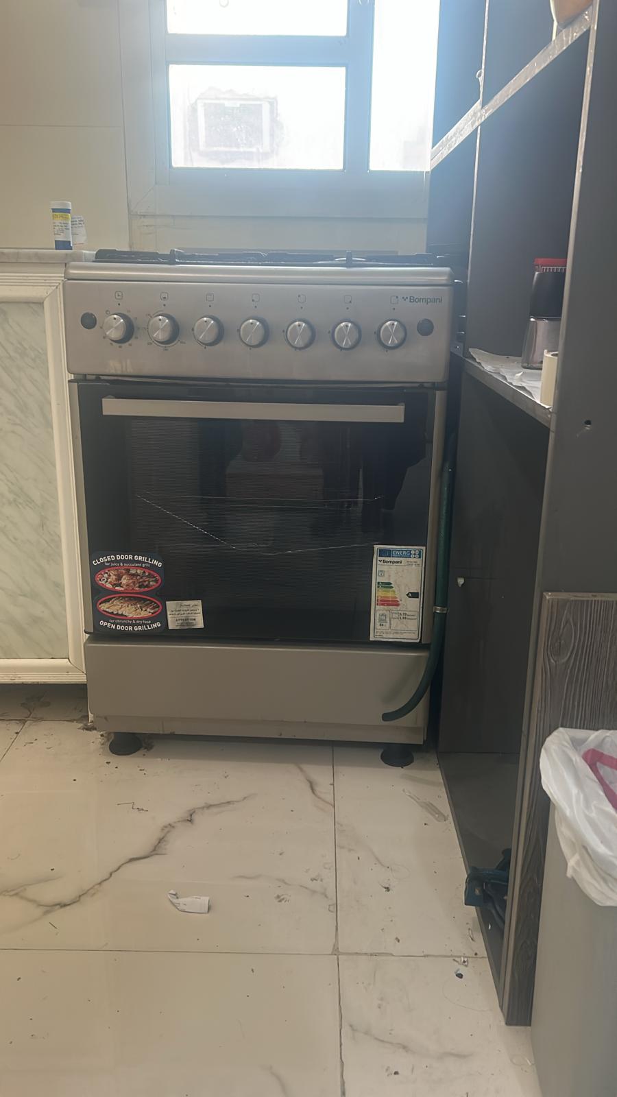 Refrigerator and other items. - Image 6
