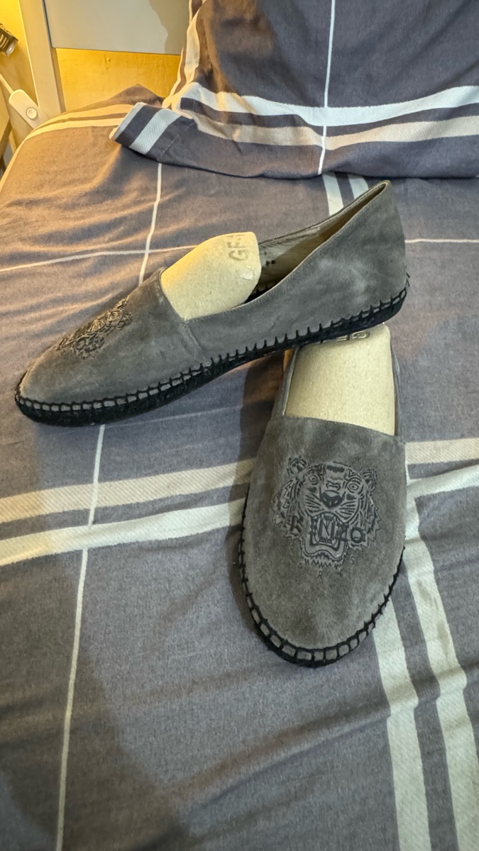 Kenzo Original shoes size 41 unisex - Image 3