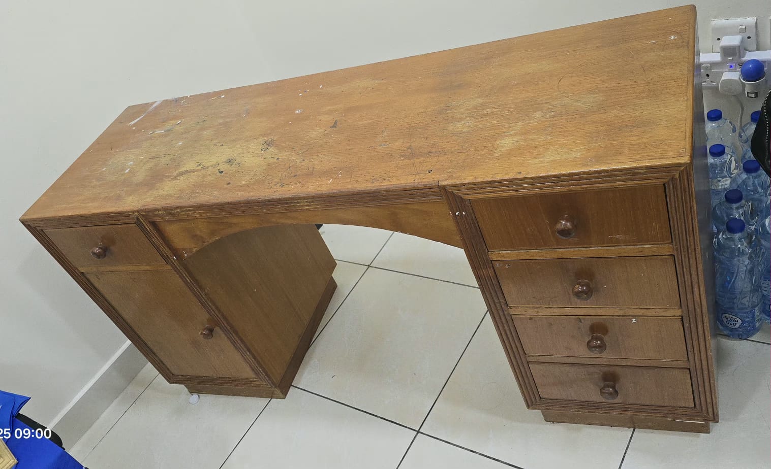 Wooden table with five drawers - Image 2