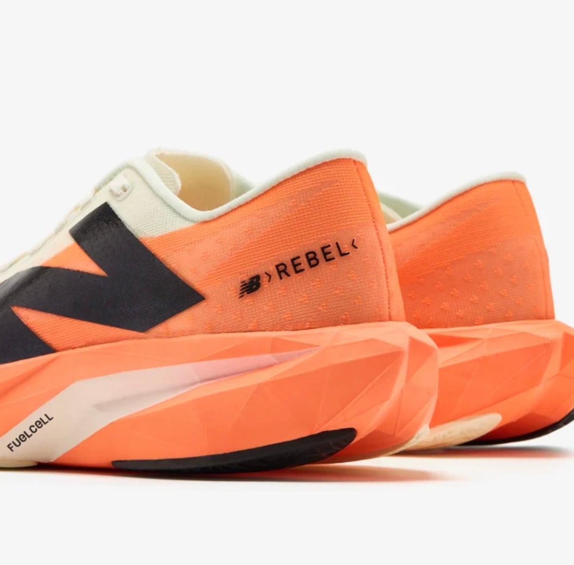 NEW BALANCE  FuelCell Rebel v4 sneaker - Image 2