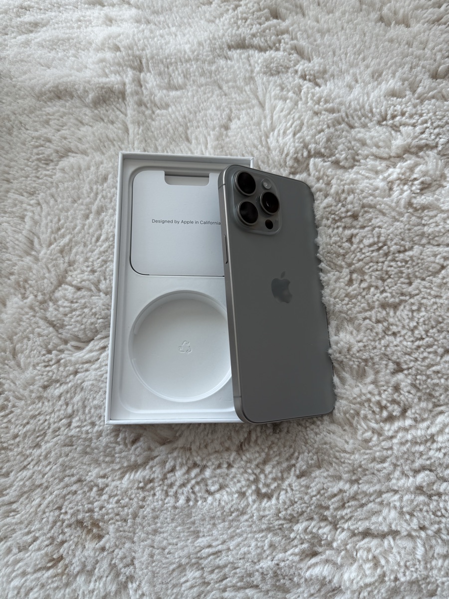 iPhone 15 Pro Max 512 GB Natural Titanium - Image 2