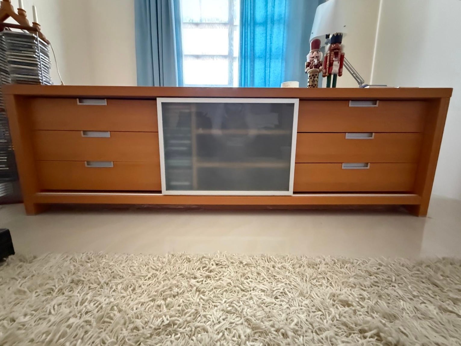 TV cabinet - Image 2