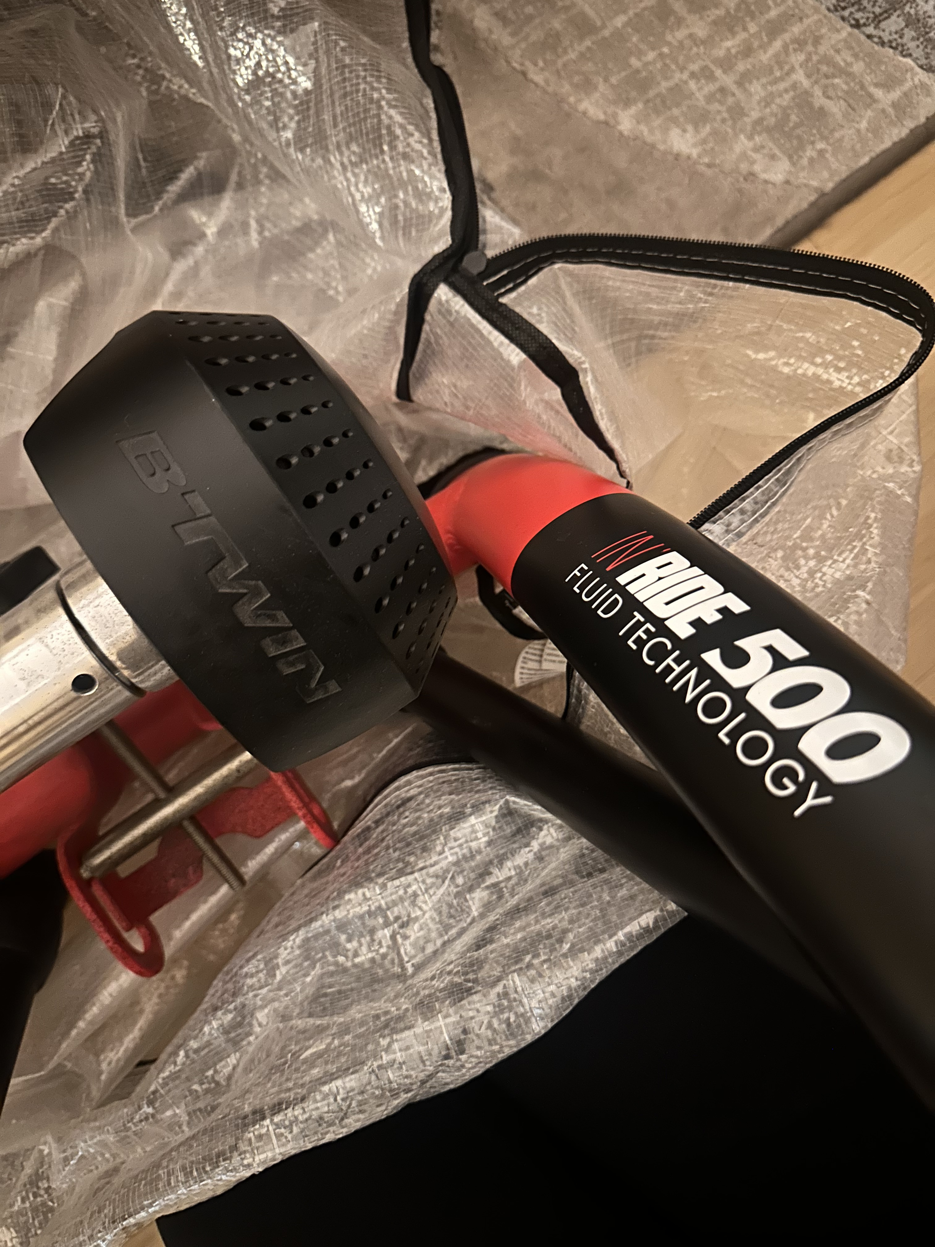 Bike trainer and bike pump bicycle - Image 4