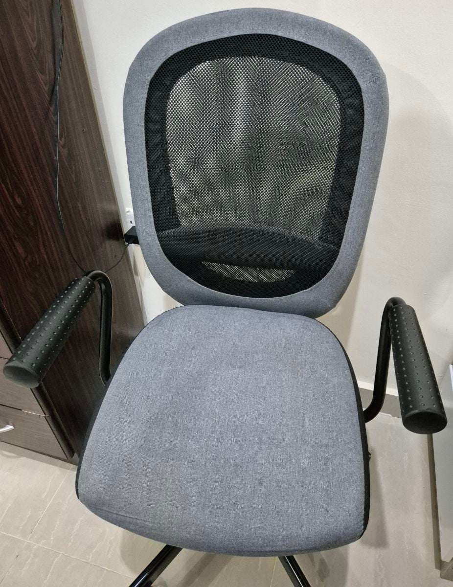 Ikea chair for sale - Comfortable and Adjustable Home Office/Desk Chair - Image 2