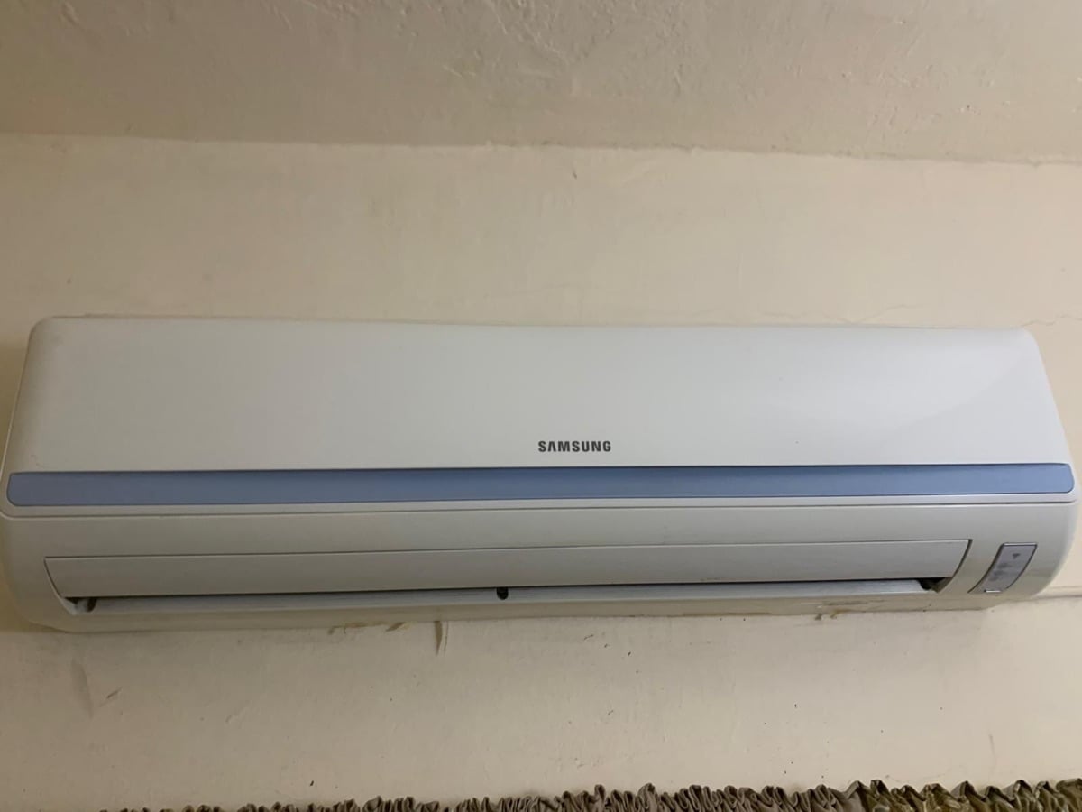Samsung split AC like brand new - Image 2